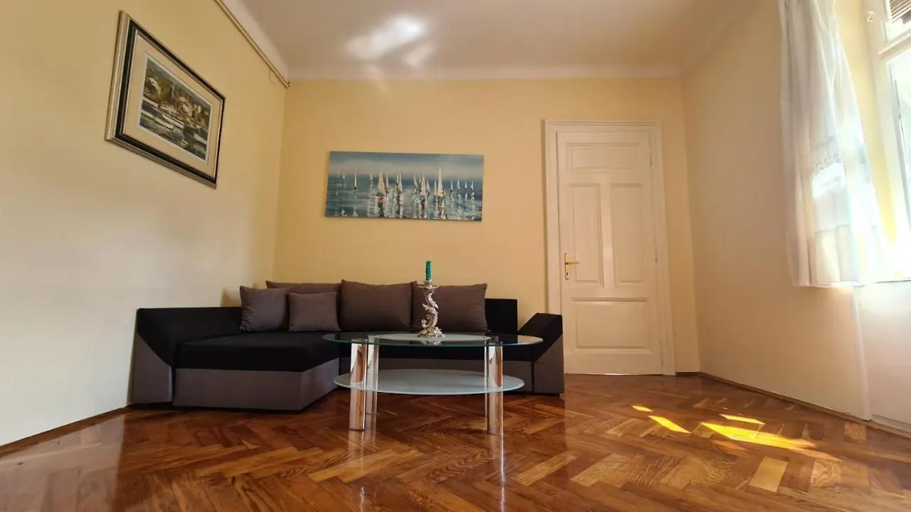 Apartment Bamboo 5 Opatija